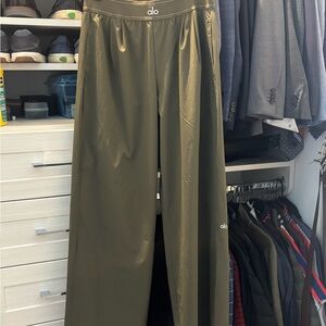 ALO Yoga Dark Green Suit Up Trousers